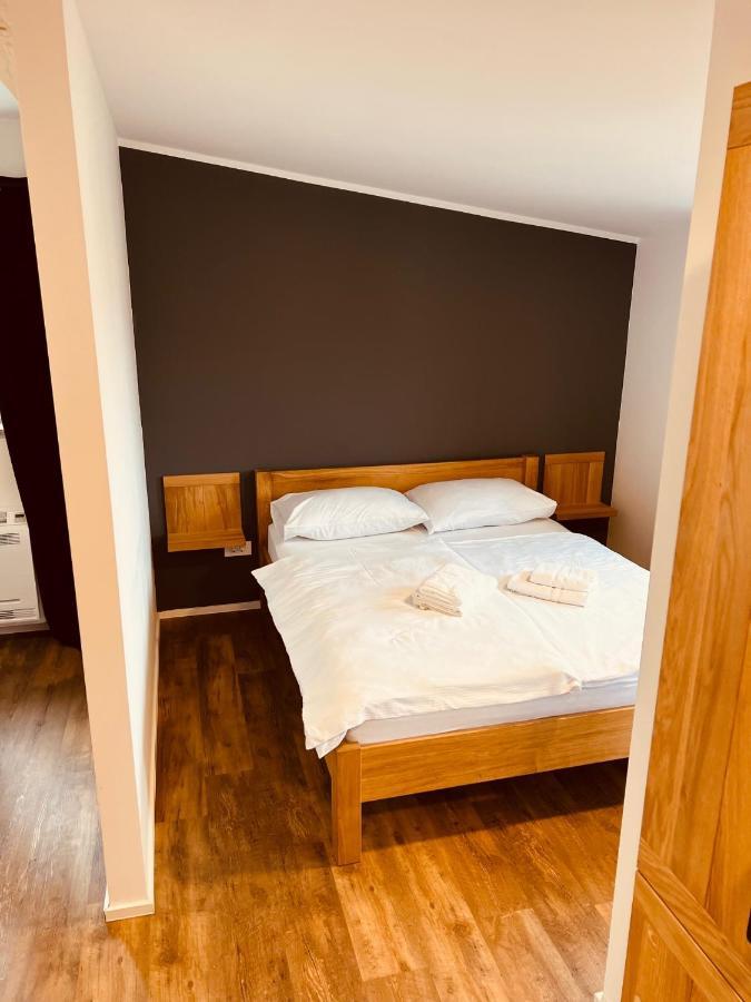 Pjagodic Hotel Cerklje - 5Min To Airport Cerklje na Gorenjskem Zewnętrze zdjęcie